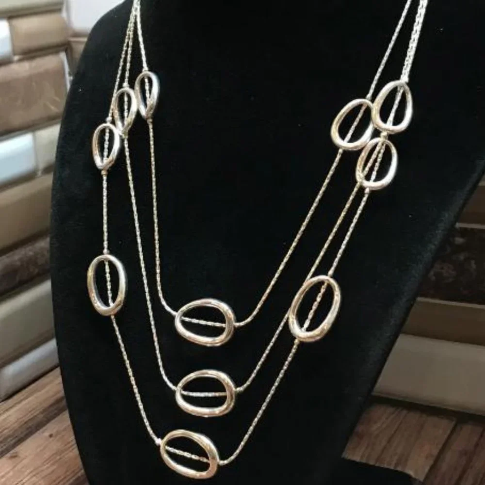 Crown Trifari Silver-Tone Triple Layer Necklace - Picture 3 of 9